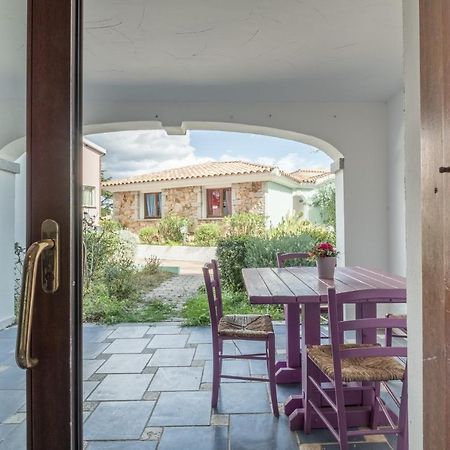 Oleandri Rossi Villa Tanaunella Exterior photo