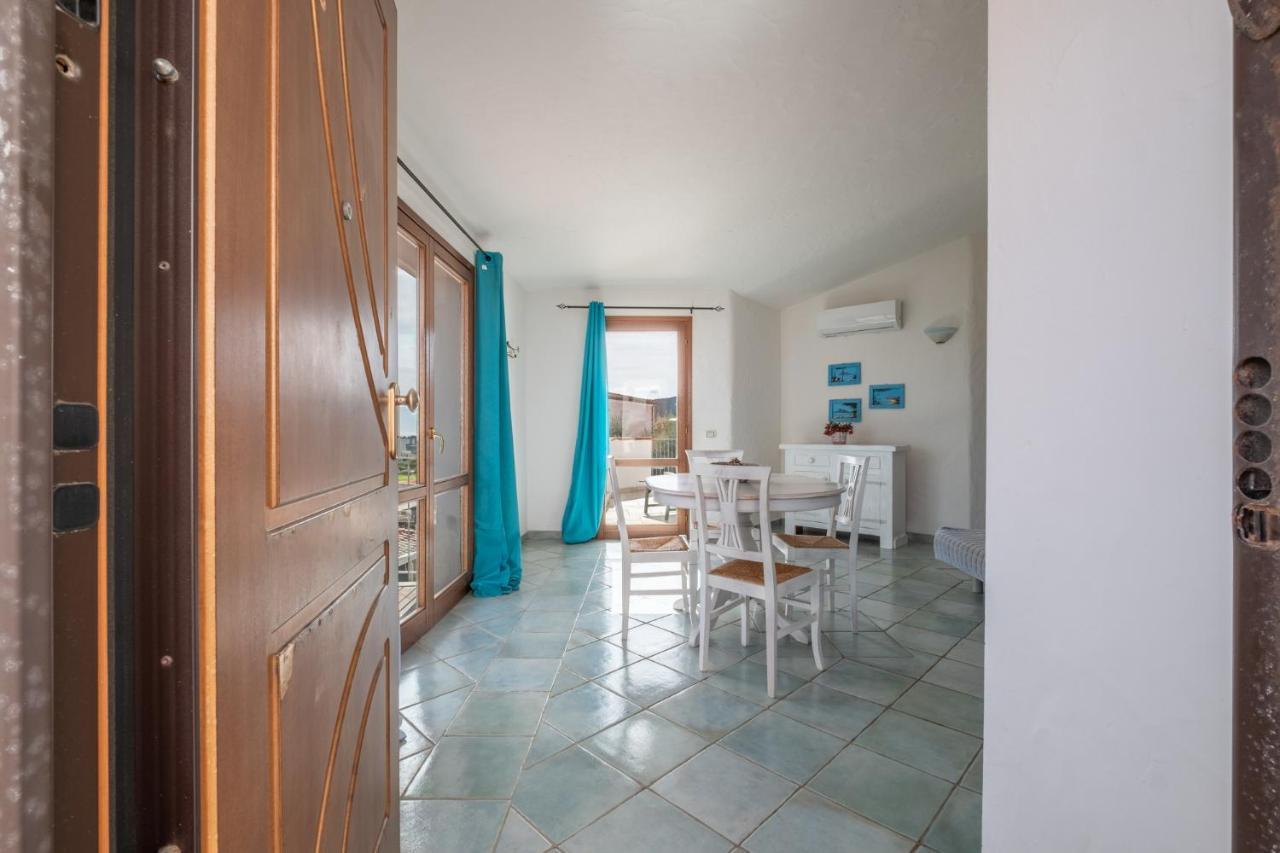 Oleandri Rossi Villa Tanaunella Exterior photo